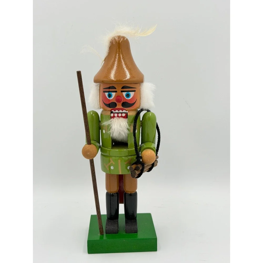 Vintage Wooden Hunter Woodsman Nutcracker 9